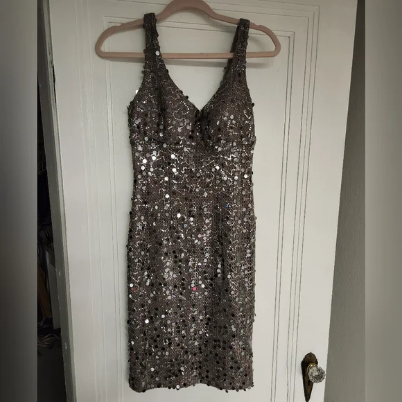 City Triangles Dresses | City Triangles Sequin Dress Grey/Tan Color, Size 7 | Color: Gray | Size: 7j | Eechuck's Closet